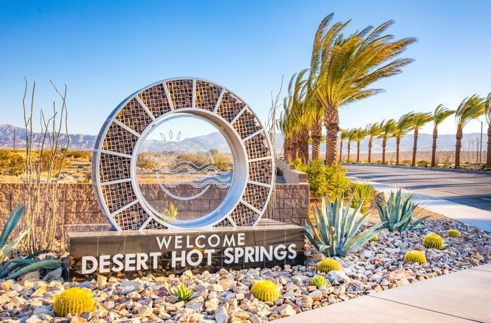 Garage door and gate service in Desert Hot Springs, CA