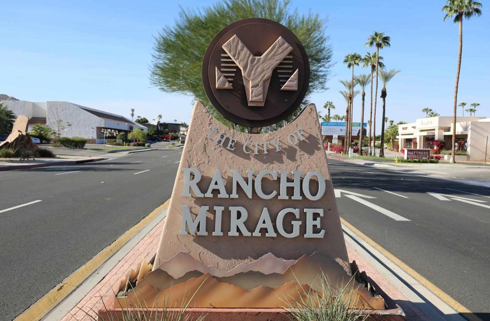 Garage door and gate service in Rancho Mirage, CA
